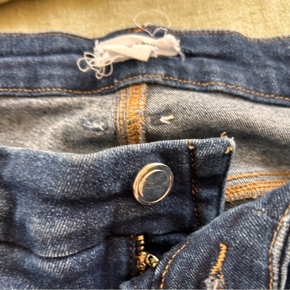 Good American Good Legs Jeans Blue 866 Dark Wash Raw Hem Size 18 EUC - Picture 7 of 12